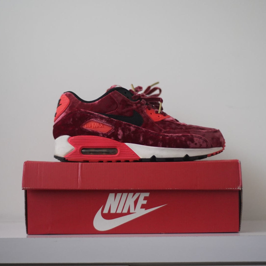 Nike Air Max 90 Infrared Velvet (7M)