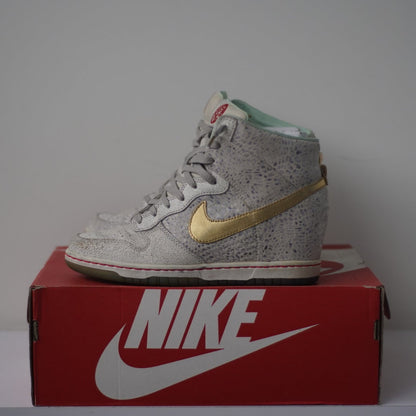 Nike Dunk HighSky Hi Year of the Horse (9W)