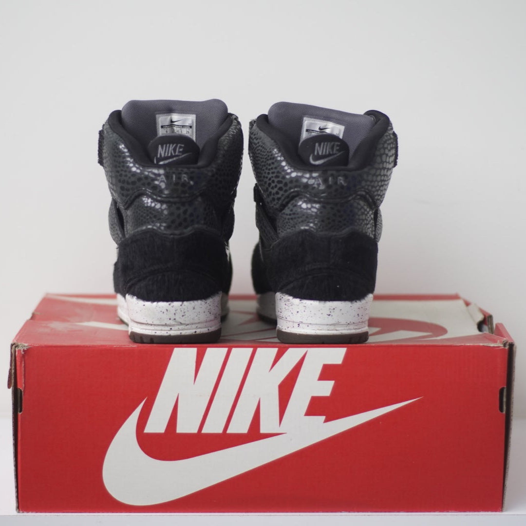 Nike Air Revolution Sky High QS 'NYFW' (9W)